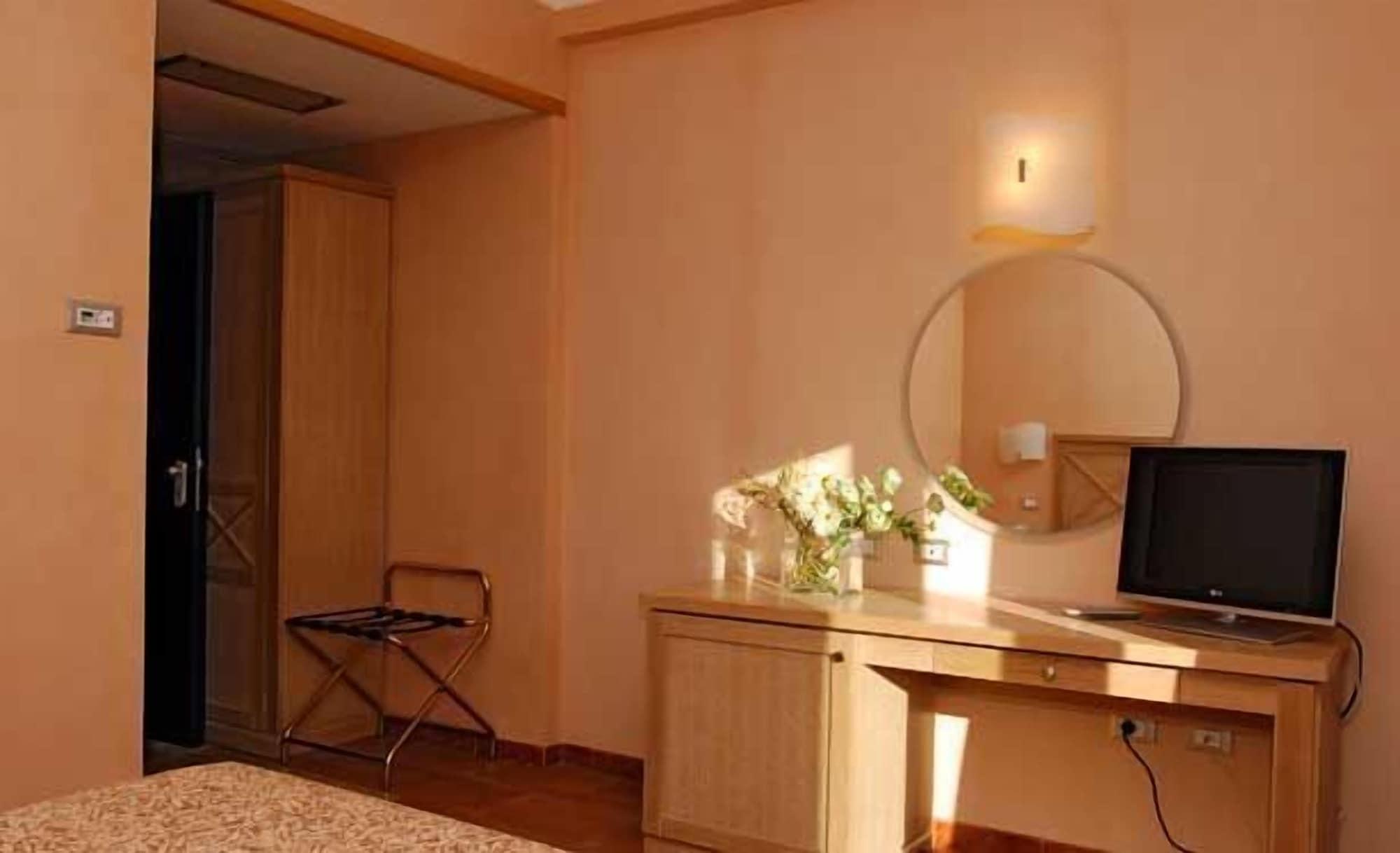 Mahara Hotel & Wellness Мадзара-дель-Валло Екстер'єр фото